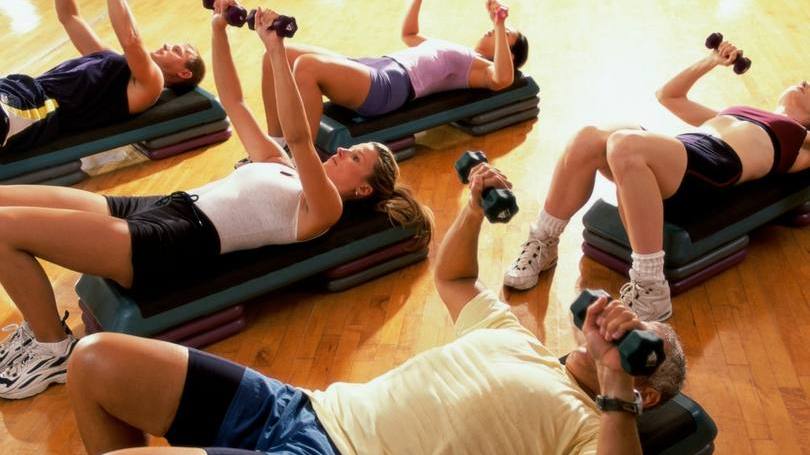 Exercícios: não precisa cancelar a matrícula na academia, mas não é a malhação que vai fazer a diferença na hora de perder quilos extras