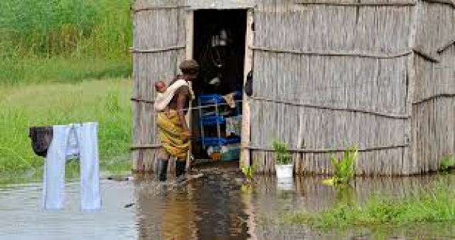 Mais de 1.500 famílias residem em zonas de risco na Matola