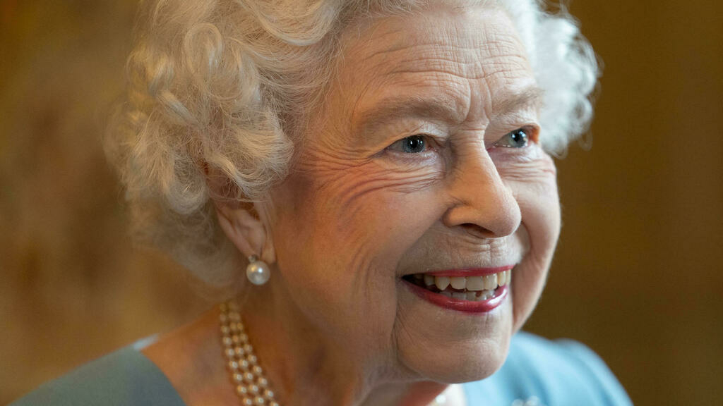 Reino Unido: Isabel II comemora 70 anos de reinado