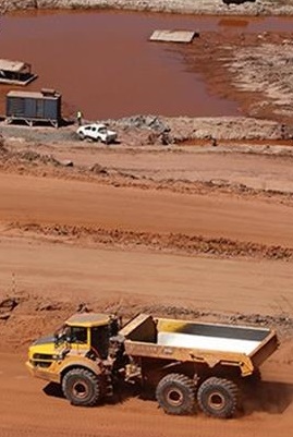 Mineração: Empresas «emperram» cinco projectos de prospecção de ouro licenciados
