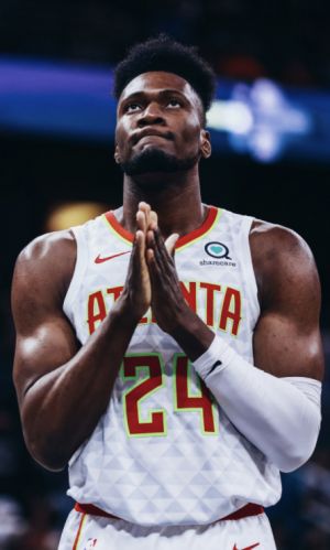 Bruno Fernando regressa aos Atlanta Hawks