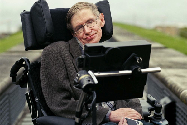 Tese de Stephen Hawking rebentou com capacidade dos servidores da Universidade de Cambridge