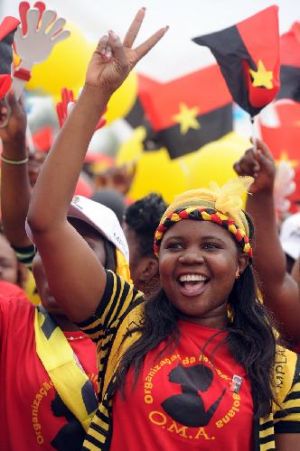MPLA prepara congresso extraordinário