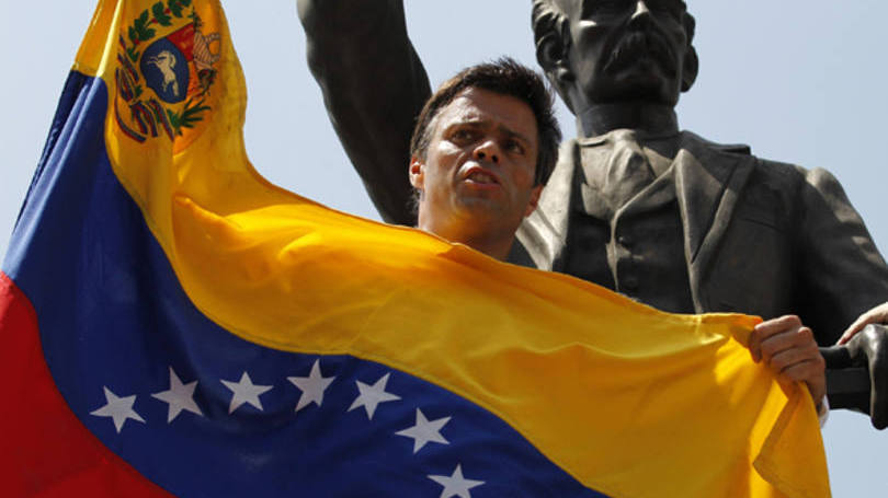 Líder opositor Leopoldo Lopez: a oposição venezuelana e o partido socialista, do governo, há tempos se acusam de manipulação da opinião pública