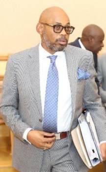 Angola gastará 42,5 milhões de euros por dia com o serviço da dívida em 2019