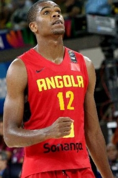 Yanick Moreira sagra-se campeão da D-League dos EUA