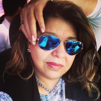 Cantora divulgou mamografia e afirmou que nunca colocou silicone