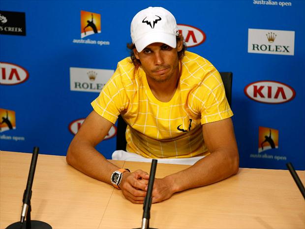 Espanhol se prepara para estrear no ATP 250 na Argentina, mas lembrou de dar declaração para 'animar' o suíço, que passou por artroscopia no joelho