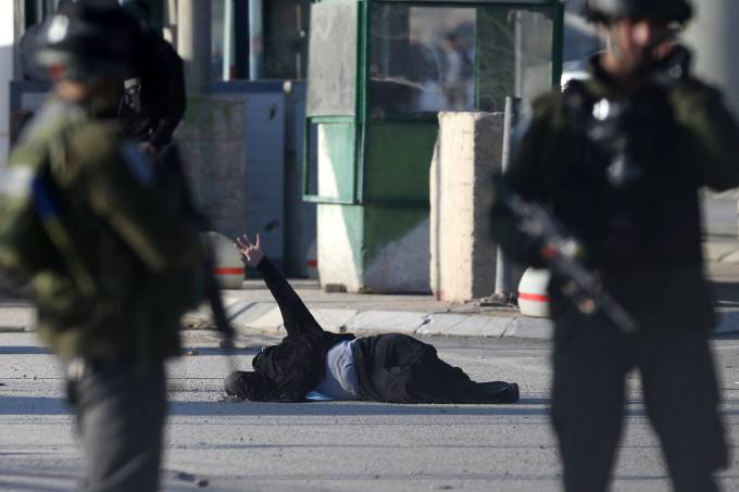 Segundo estudo, os oficiais israelenses encorajam soldados e policiais a matarem palestinos suspeitos de terem atacado israelenses