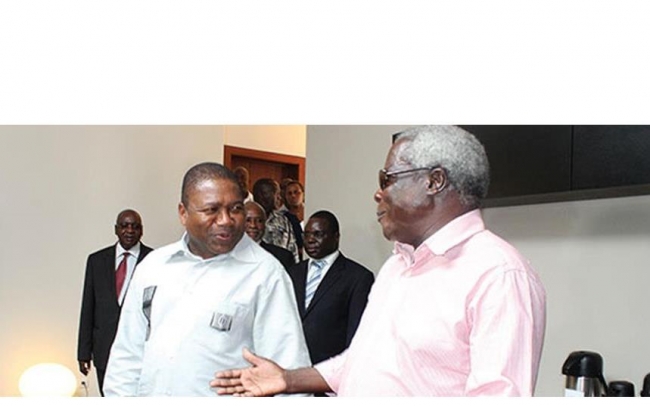 DIÁLOGO GOVERNO/RENAMO: CONHECIDOS NOMES QUE INTEGRAM GRUPOS SOBRE DESCENTRALIZAÇÃO E ASSUNTOS MILITARES