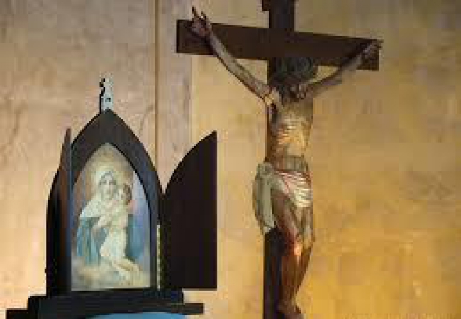 A vítima foi assassinada durante o culto religioso, perante dezenas de crentes.