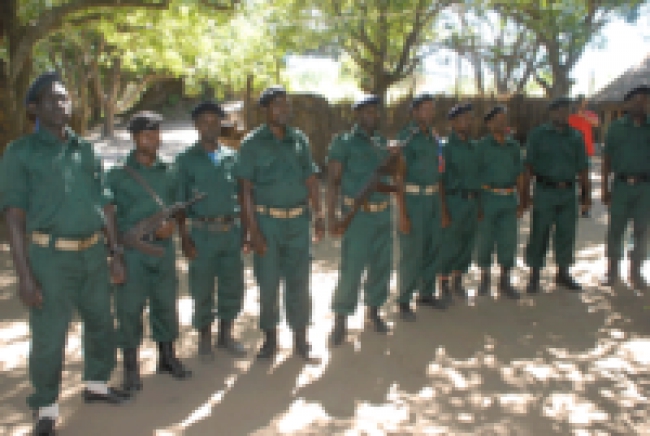 HOMENS ARMADOS DA RENAMO ATACAM PATRULHA DAS FORÇAS DE DEFESA E SEGURANÇA EM BÁRUÈ