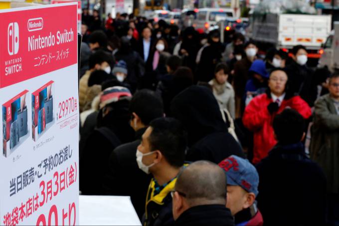 No primeiro dia de reservas para o novo console, em janeiro, os fãs já "quebraram" a loja online da Nintendo