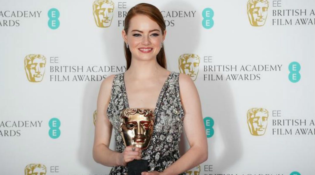 Atriz escreveu carta para agradecer estudante pela lembrança