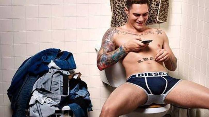 Anúncio da Diesel: em uma mudança de estratégia, a marca colocou alguns banners no Pornhub