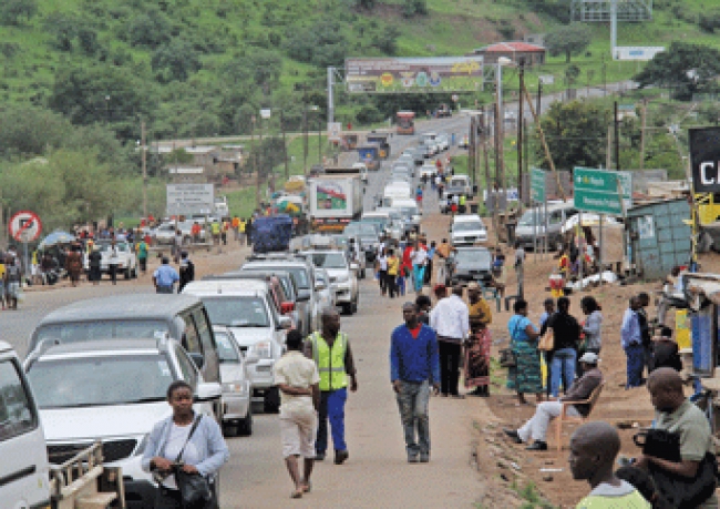 MAIS DE 250 MIL PESSOAS PODERÃO ATRAVESSAR A FRONTEIRA DE RESSANO-GARCIA