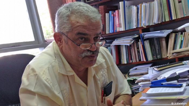 A iniciativa visa imortalizar o nome do constitucionalista que foi docente na faculdade de Direito da UEM.