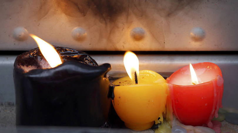 Bruxelas: Velas com as cores da bandeira da Bélgica, Bruxelas