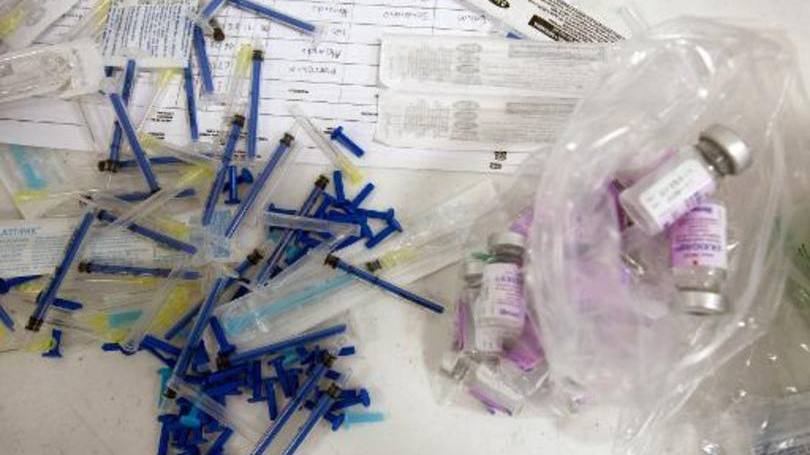 Vacinas: as vacinas não eram transportadas nas condições necessárias e nem tinham sido refrigeradas adequadamente