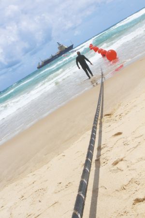 Garantia soberana angolana para ligação de fibra óptica entre África e América