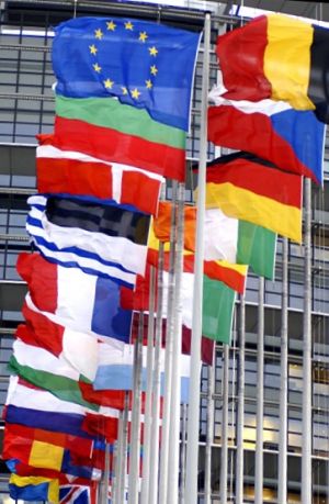 Angola avisa União Europeia que não tolera ingerências externas