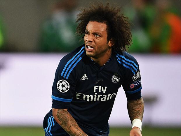 Marcelo recebeu críticas do técnico do Wolfsburg após simular falta 