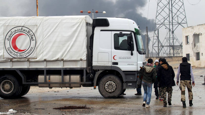 Ajuda humanitária: 16,7 toneladas de alimentos suficientes para alimentar 2 mil pessoas durante um mês foram lançadas