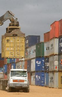 Menos 77,32% de exportações chinesas para Angola