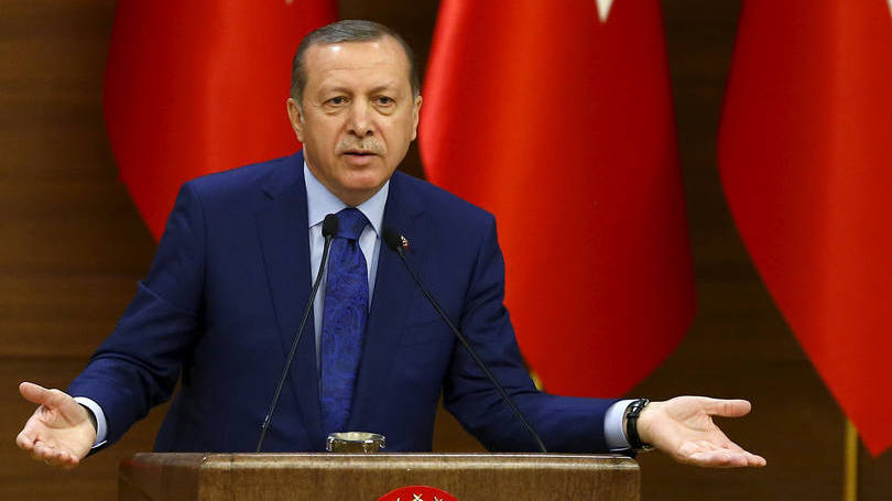 Erdogan: colunista escreveu mensagem em que qualificou de "fraude" um discurso do presidente turco