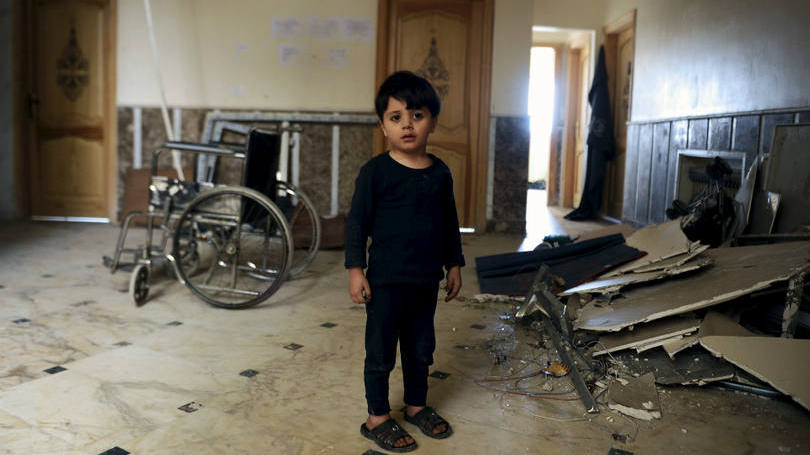 Síria  Além de Aleppo, a capital Damasco também sofreu com bombardeios e confrontos entre tropas do governo e rebeldes. Foto mostra o interior de um hospital que foi atingido pelas explosões. 