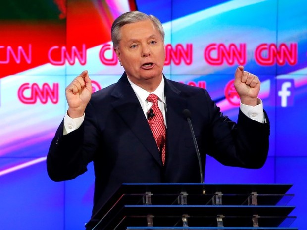 Graham disse que os EUA precisam aumentar a luta contra militantes islâmicos extremistas