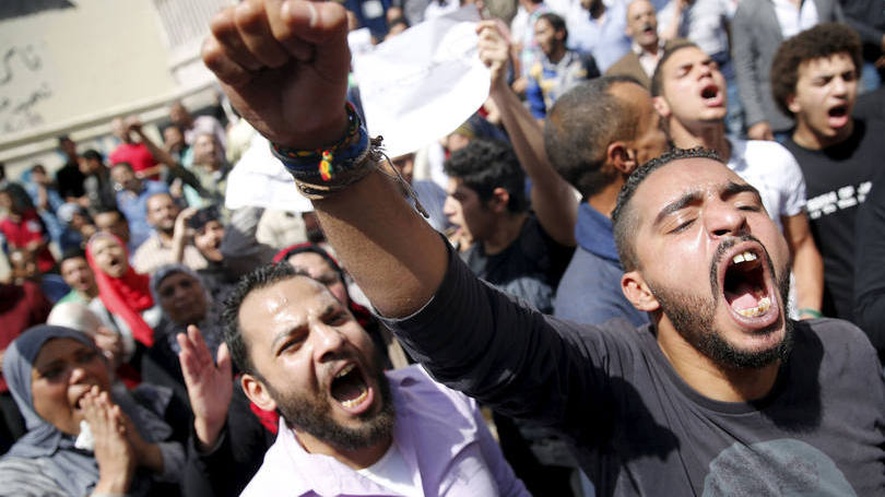 Protestos contra a decisão do presidente de entregar as ilhas de Tiran e Sanafir para a Arábia Saudita