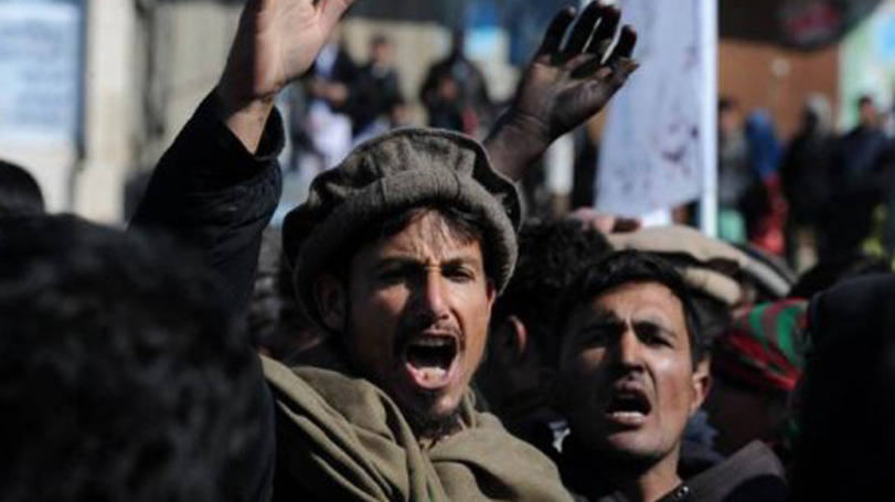 Akhtar Mansur foi alvo de um ataque aéreo norte-americano, no Paquistão, porque representava uma "ameaça" para soldados e civis, segundo EUA