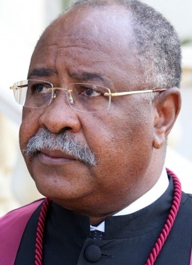 Para João Maria de Sousa, o mínimo necessário para dar resposta à procura atual seria de 1.500 magistrados.