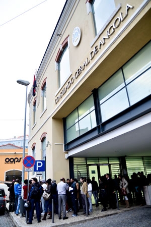 Os factos na base do litígio obrigam a um recuo de mais de 30 anos