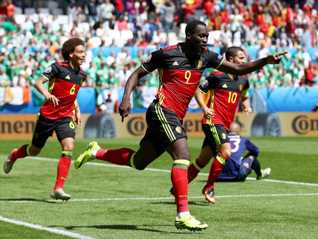 Bélgica aplicou 3 a 0 na Irlanda em partida realizada neste sábado e deu importante passo por uma vaga na próxima fase da Euro