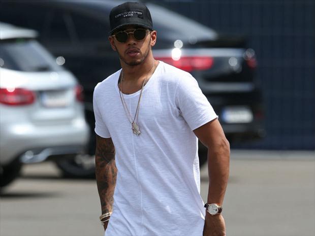 Hamilton acredita que liderar curva de circuito é a chave para sair com a vitória