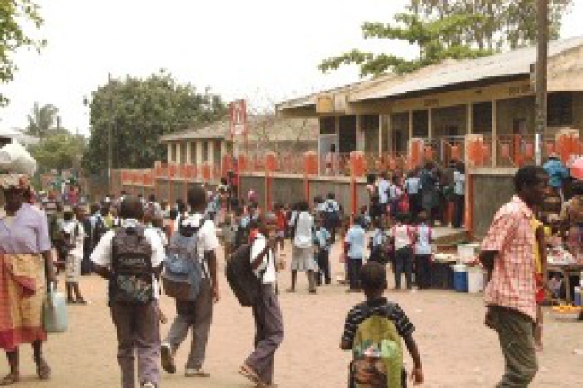 INHAMBANE: ALUNOS ABANDONAM ESCOLA DEVIDO À FOME