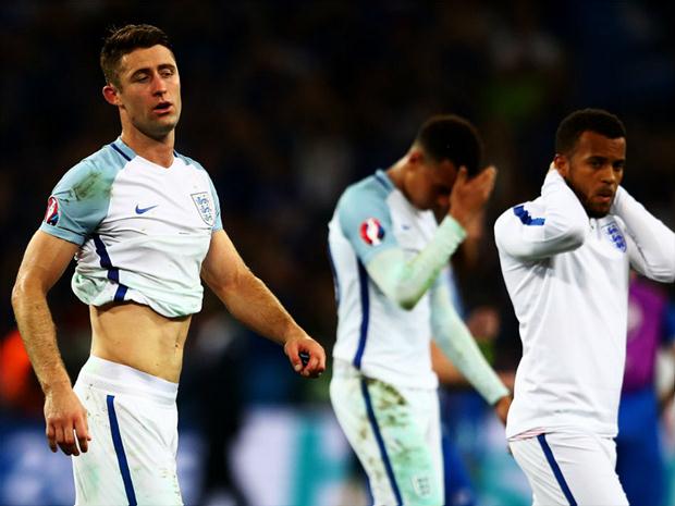 Periódicos não pouparam críticas ao grupo inglês, eliminado ainda nas oitavas de final da Euro 2016 