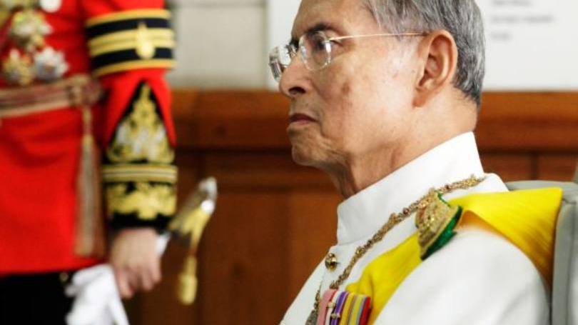 Rei da Tailândia: "Hoje [terça-feira], a equipe médica lidou com um problema de estreitamento das artérias"