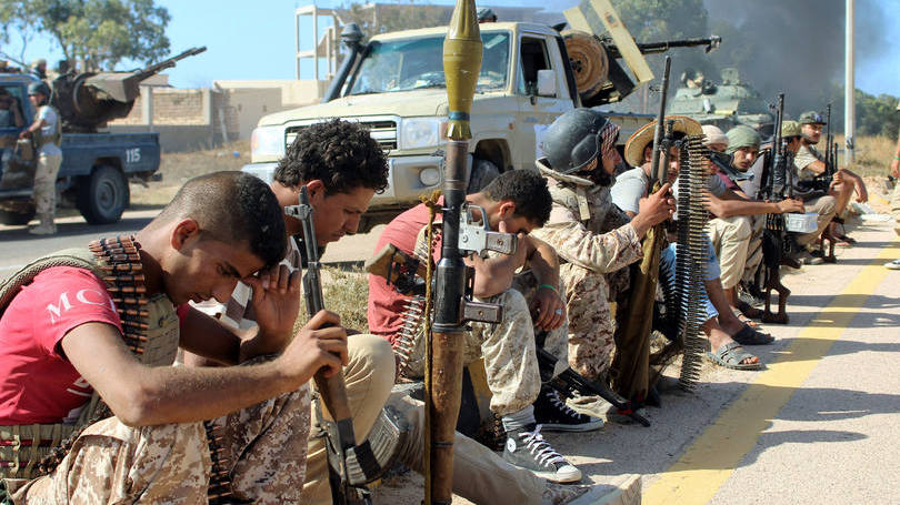 Líbia: forças da aliança formada pelo governo de unidade líbio conseguiram arrebatar do EI no sábado uma grande parte da cidade de Sirte