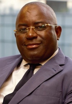 O governador do Banco Nacional de Angola criou um novo gabinete na instituição que passa a ocupar-se do intercâmbio e das relações internacionais