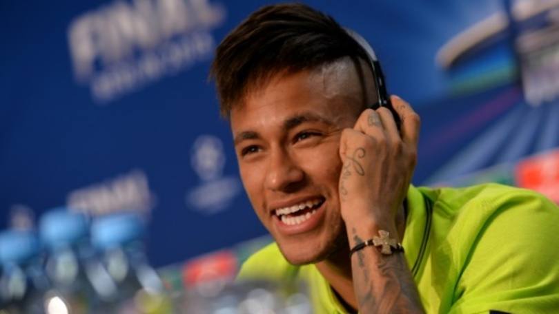 O jogador brasileiro Neymar: Neymar, que estendeu seu contrato com o Barcelona até 2021, foi contratado pelo clube catalão em 2013 junto ao Santos