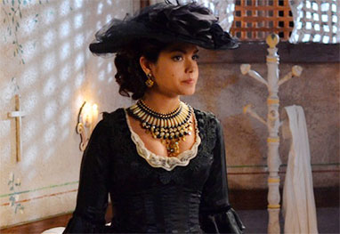 Os resumos dos capítulos da novela são de responsabilidade da emissora. Stop se isenta de culpa no caso de alterações