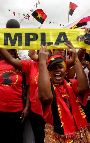 Como órgãos internos, o congresso contará com a presidência e as comissões de mandatos, eleitoral, de apelação e de redacção.