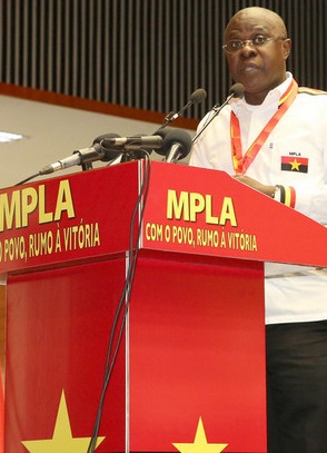 Disse que até Março de 2016, a moeda nacional sofreu uma desvalorização de mais de 66 porcento no mercado primário e mais 400 no mercado informal.