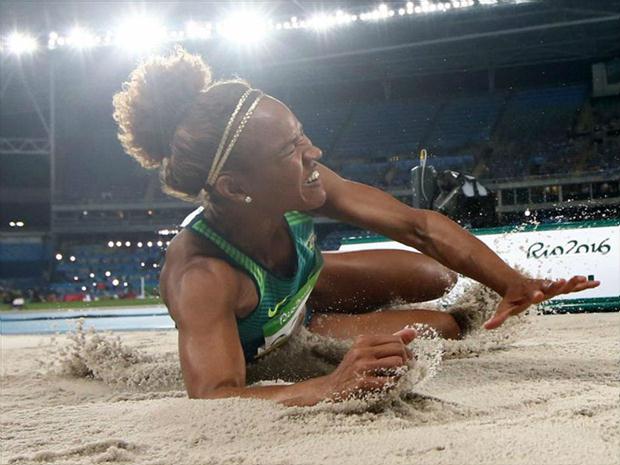 Keila Costa não obteve seu melhor desempenho no Engenhão e ficou com a pior marca no salto em distânci