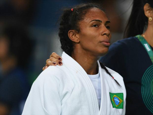 Érika Miranda ficou sem a medalha ao ser derrotada pela japonesa Misato Nakamura