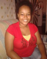 Isa Cristina, de 17 anos, aluna finalista da Escola Secundária José Augusto Pinto, segunda melhor aluna com uma média de 17,44 tencionava iniciar os estudos universitários