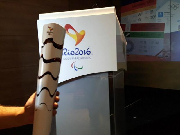 Tocha Paralímpica com mensagem em braile participou do Revezamento da Tocha